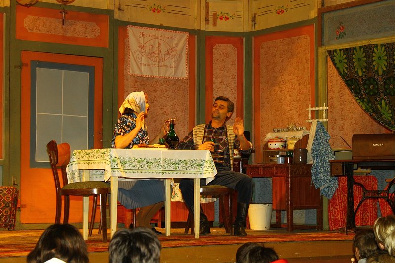 Trampoty z laskou (50).JPG